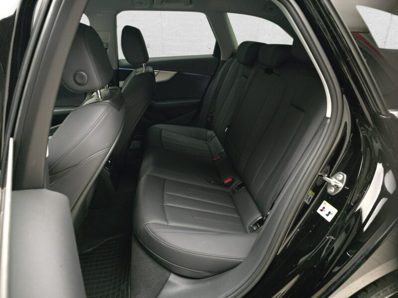 Audi A4 B9 (2015-)
