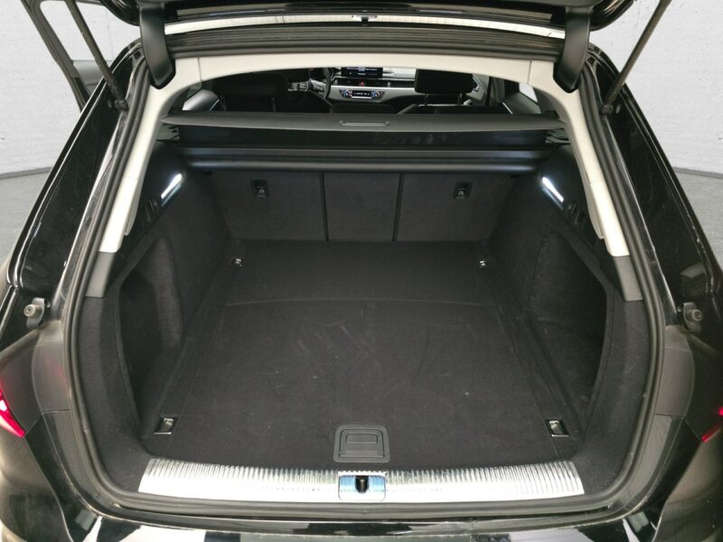 Audi A4 B9 (2015-)