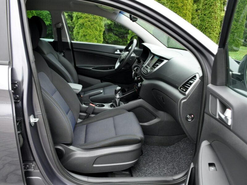 Hyundai Tucson 2.0CRDi(136KM)*4WD*Led*Navi*Kamera*Grzana Kierowni*Welur*Reling*Alu17" III (2015-2020)