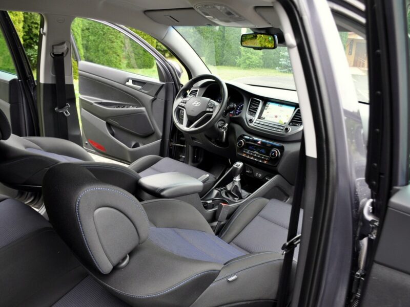 Hyundai Tucson 2.0CRDi(136KM)*4WD*Led*Navi*Kamera*Grzana Kierowni*Welur*Reling*Alu17" III (2015-2020)