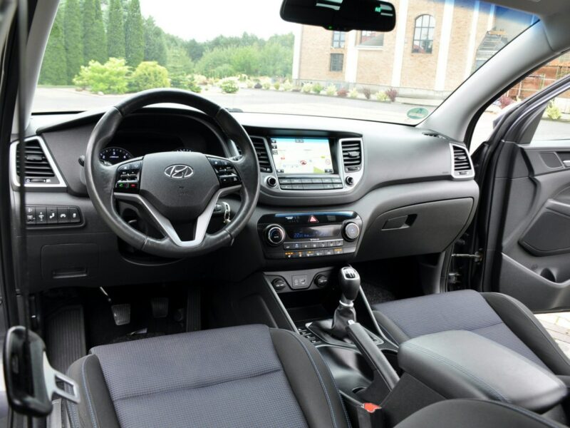 Hyundai Tucson 2.0CRDi(136KM)*4WD*Led*Navi*Kamera*Grzana Kierowni*Welur*Reling*Alu17" III (2015-2020)