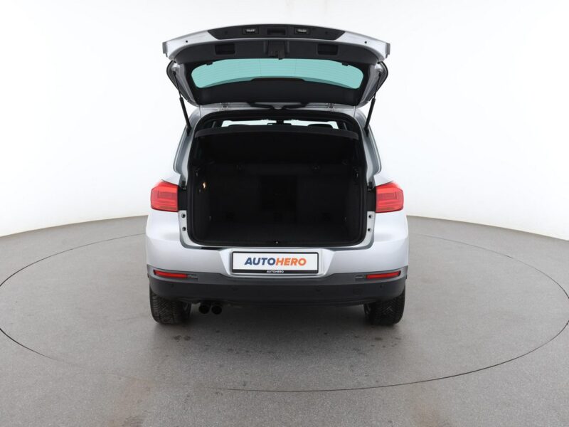Volkswagen Tiguan 4X4 160KM Navi Klimatyzacja Panorama Podgrzewane fotele Czujniki parko I (2007-2016)