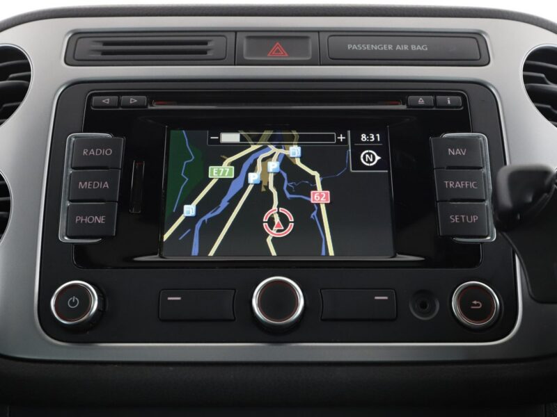 Volkswagen Tiguan 4X4 160KM Navi Klimatyzacja Panorama Podgrzewane fotele Czujniki parko I (2007-2016)