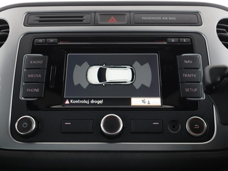 Volkswagen Tiguan 4X4 160KM Navi Klimatyzacja Panorama Podgrzewane fotele Czujniki parko I (2007-2016)