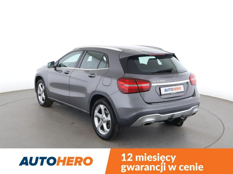 Mercedes GLA 180 FV23% automat półskóra navi kamera tempomat klima-auto
