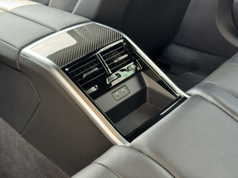 BMW M8 Pierwszy właściciel. Salon Polska. Stan idealny. Bezwypadkowy FV 23%.