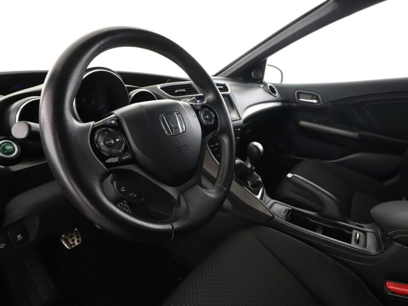 Honda Civic klima auto kamera cofania grzane fotele ADAS IX (2011-)