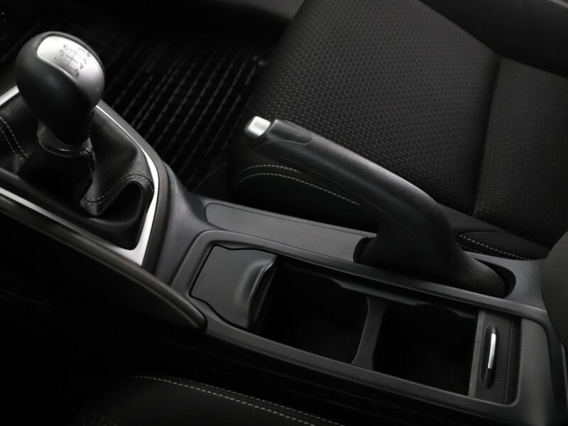 Honda Civic klima auto kamera cofania grzane fotele ADAS IX (2011-)