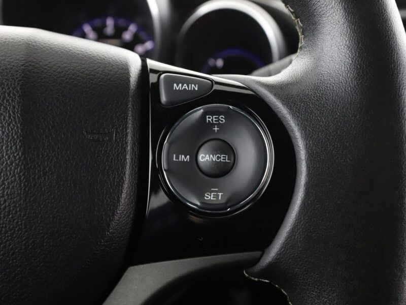 Honda Civic klima auto kamera cofania grzane fotele ADAS IX (2011-)