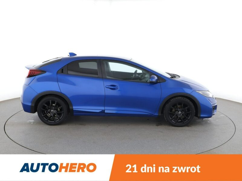 Honda Civic klima auto kamera cofania grzane fotele ADAS IX (2011-)