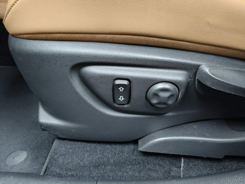 Opel Mokka 1.4 140KM Skóra, Navi,Kamera,HandsFree,GrzaneFotele/Kierownica,BOSE I (2012-2019)