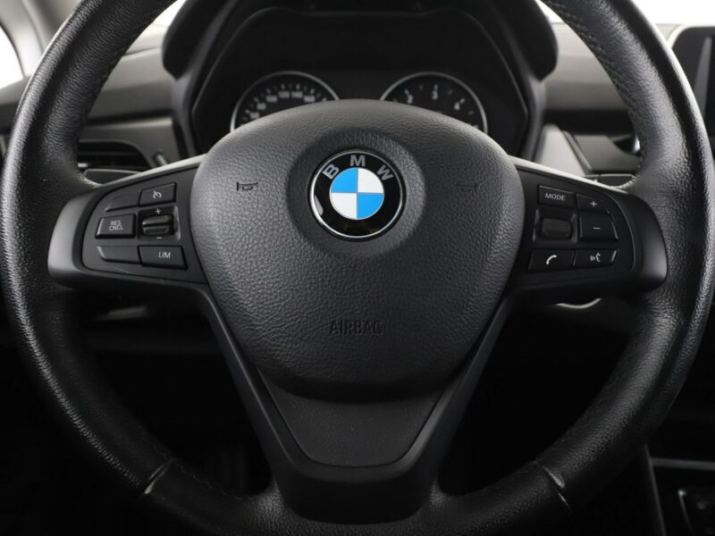 BMW 216 GRATIS! Pakiet Serwisowy o wartości 1500 zł! F45