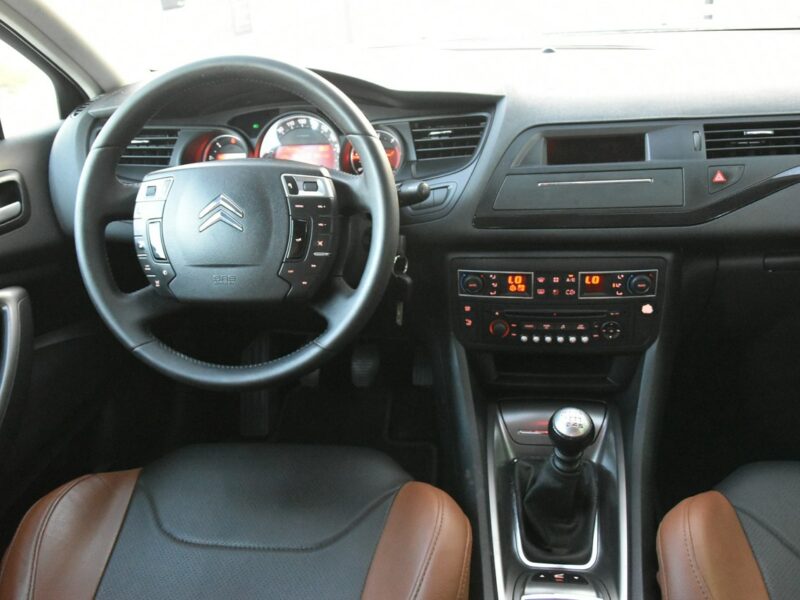 Citroen C5 2.0HDi 140KM Manual 2010r. Climatronic TEMPOMAT alufelgi III (2008-)