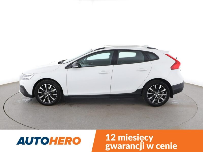 Volvo V40 Cross Country CrossCountry T3 Momentum automat skóra grzane fotele PDC-kamera tempom