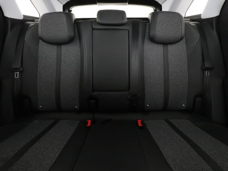 Peugeot 3008 Allure automat navi półskóra PDC FullLED tempomat II (2016-)