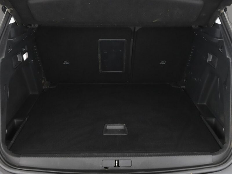 Peugeot 3008 Allure automat navi półskóra PDC FullLED tempomat II (2016-)