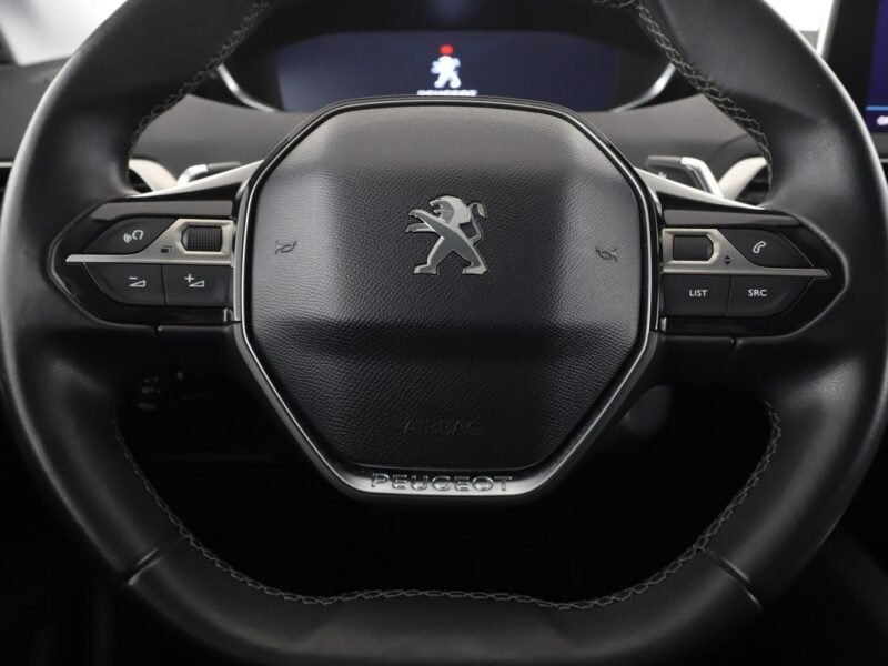 Peugeot 3008 Allure automat navi półskóra PDC FullLED tempomat II (2016-)