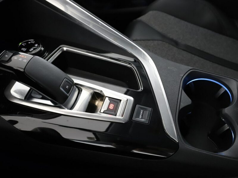 Peugeot 3008 Allure automat navi półskóra PDC FullLED tempomat II (2016-)