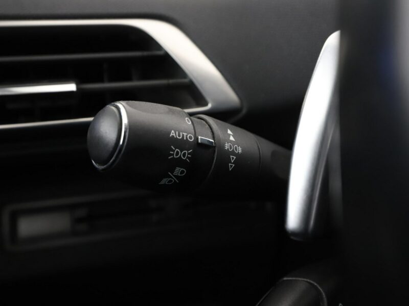 Peugeot 3008 Allure automat navi półskóra PDC FullLED tempomat II (2016-)
