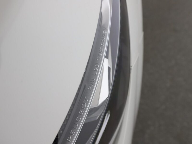 Peugeot 3008 Allure automat navi półskóra PDC FullLED tempomat II (2016-)