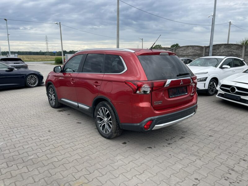 Mitsubishi Outlander 4x4 Klimatronik Kamera 7 osobowy III (2012-)