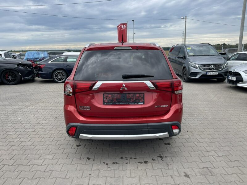 Mitsubishi Outlander 4x4 Klimatronik Kamera 7 osobowy III (2012-)