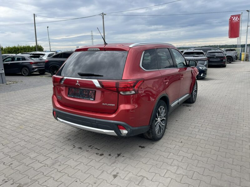 Mitsubishi Outlander 4x4 Klimatronik Kamera 7 osobowy III (2012-)