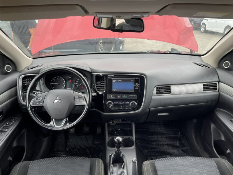 Mitsubishi Outlander 4x4 Klimatronik Kamera 7 osobowy III (2012-)