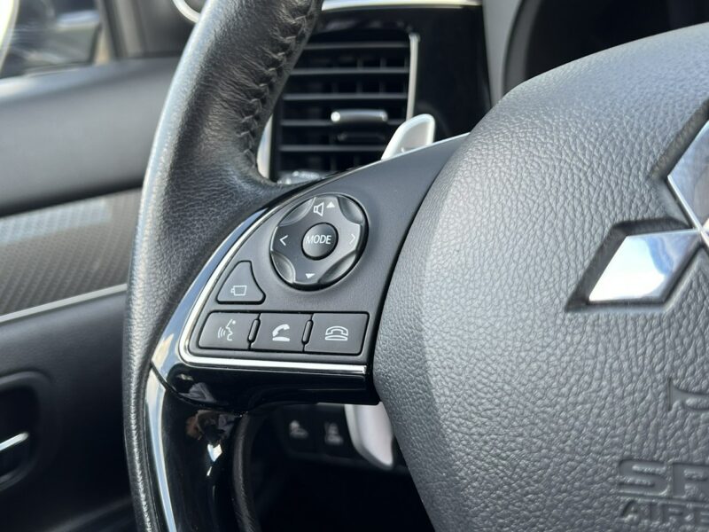 Mitsubishi Outlander 2.0 150KM 4WD CVT Instyle Plus 7os. Pierwszy wł. Skóra Panorama FV23 III (2012-)
