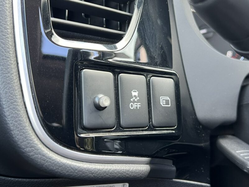 Mitsubishi Outlander 2.0 150KM 4WD CVT Instyle Plus 7os. Pierwszy wł. Skóra Panorama FV23 III (2012-)