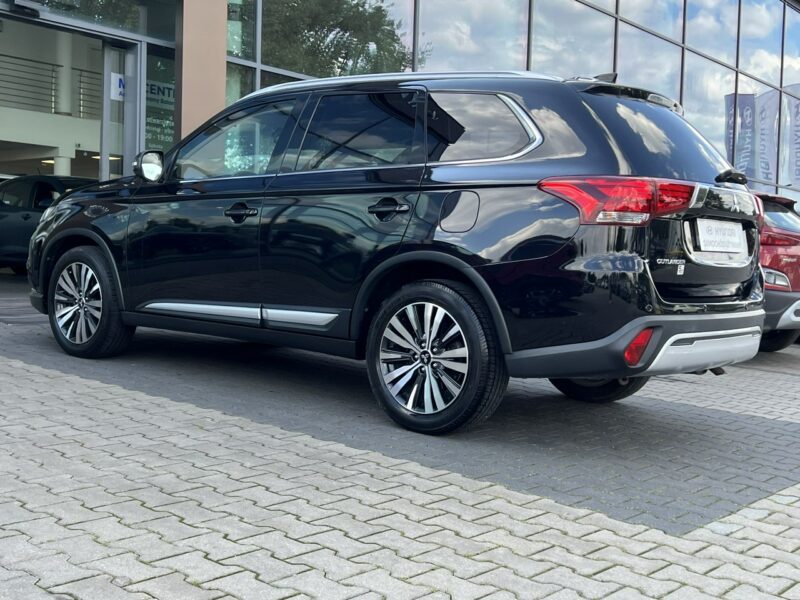 Mitsubishi Outlander 2.0 150KM 4WD CVT Instyle Plus 7os. Pierwszy wł. Skóra Panorama FV23 III (2012-)
