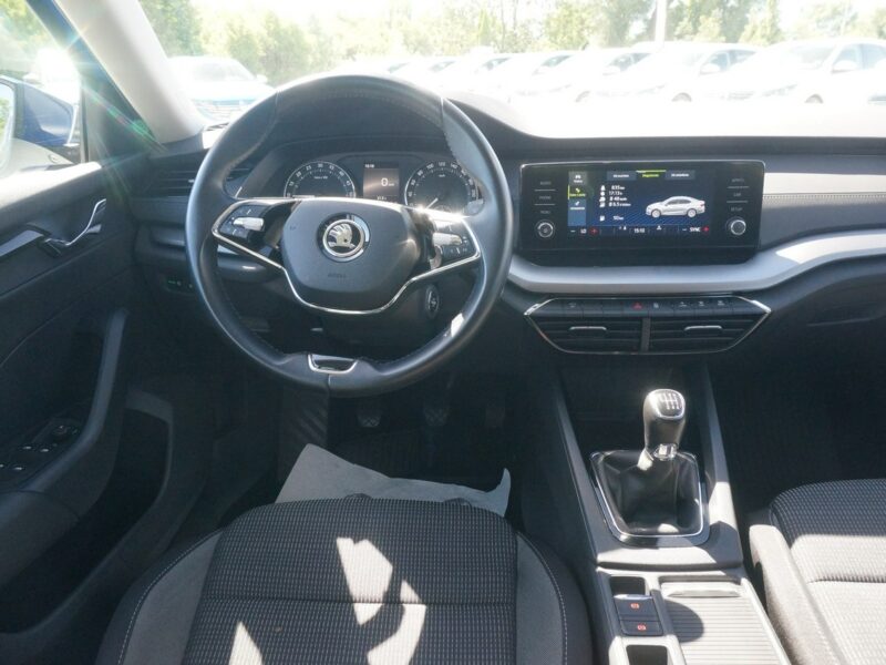 Škoda Octavia 2.0 TDI/115 KM Ambition Salon PL Fvat 23% PO7WP63 ## IV (2020-)