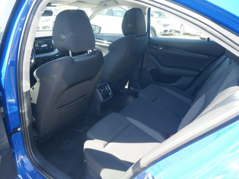 Škoda Octavia 2.0 TDI/115 KM Ambition Salon PL Fvat 23% PO7WP63 ## IV (2020-)