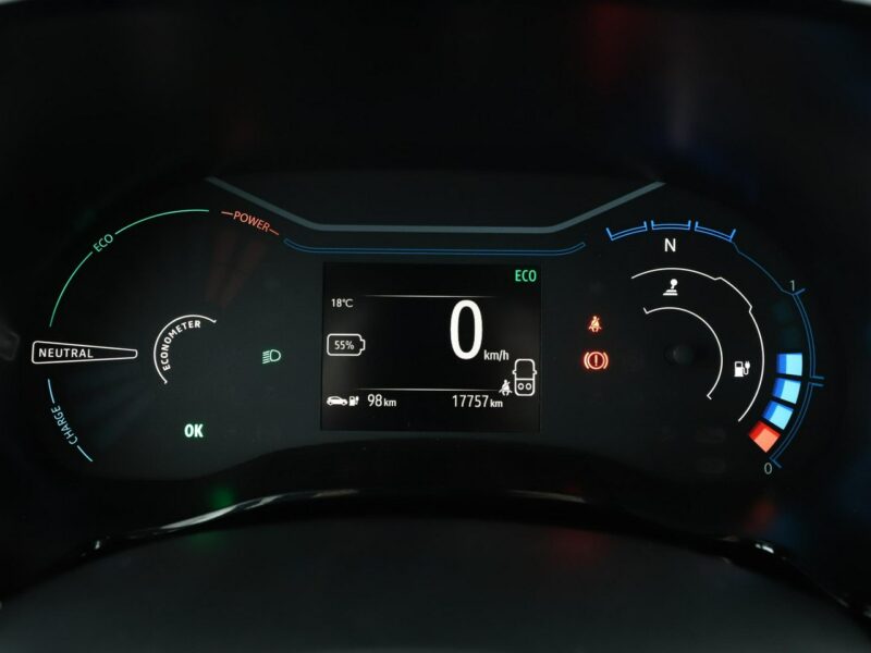 Dacia spring skóra navi LED kamera i czujniki parkowania