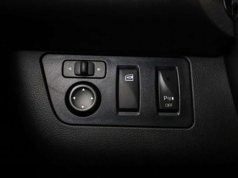 Dacia spring skóra navi LED kamera i czujniki parkowania