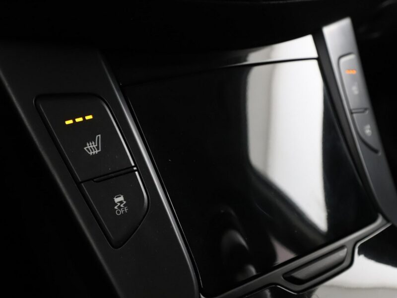 Hyundai i40 grzane fotele navi PDC-kamera hak tempomat xenon
