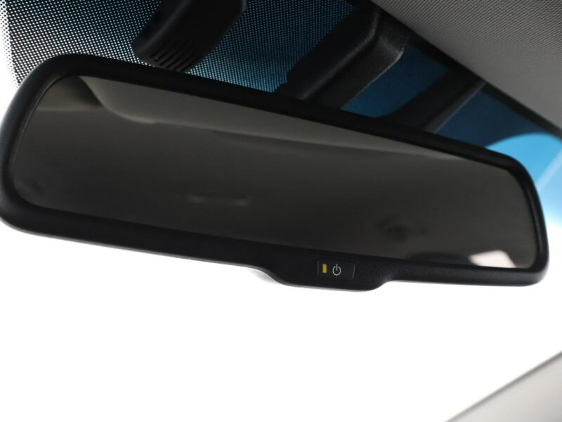 Hyundai i40 grzane fotele navi PDC-kamera hak tempomat xenon