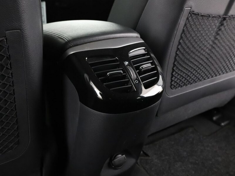 Hyundai i40 grzane fotele navi PDC-kamera hak tempomat xenon