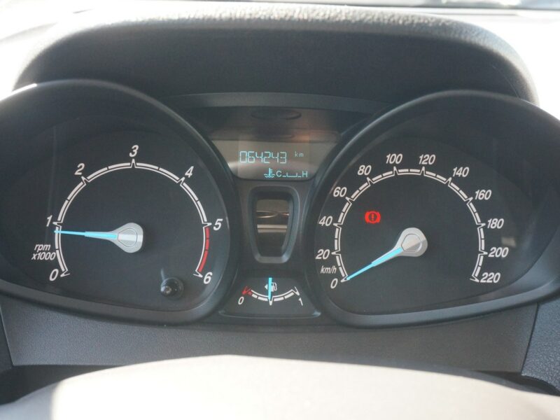 Ford Tourneo Courier 1.5 TDCI 100KM Sport Salon PL Faktura Vat 23% PO8TP35 Inna