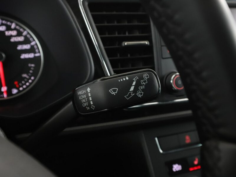 Seat Leon navi klima auto grzane fotele kamera i czujniki parkowania III (2012-)