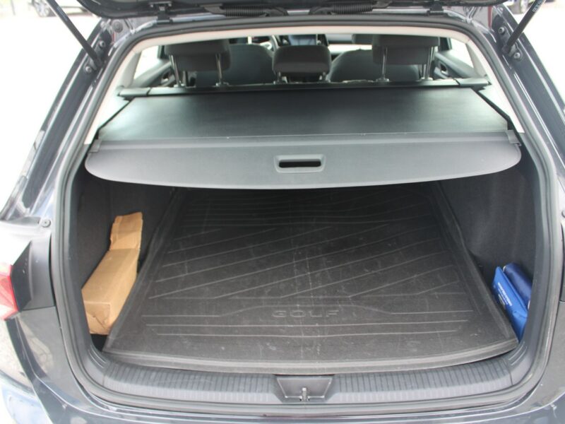 Volkswagen Golf LIFE Asystent Salon Polska Gwarancja VIII (2020-)
