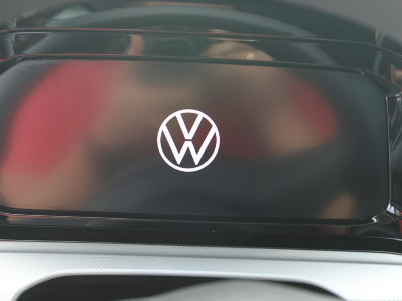 Volkswagen Golf LIFE Asystent Salon Polska Gwarancja VIII (2020-)
