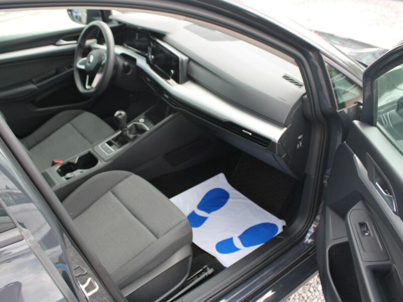 Volkswagen Golf LIFE Asystent Salon Polska Gwarancja VIII (2020-)