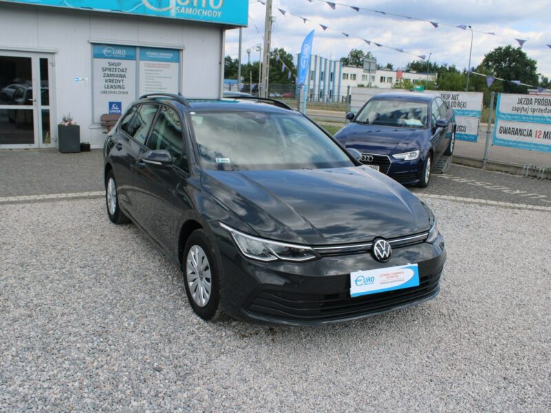Volkswagen Golf LIFE Asystent Salon Polska Gwarancja VIII (2020-)