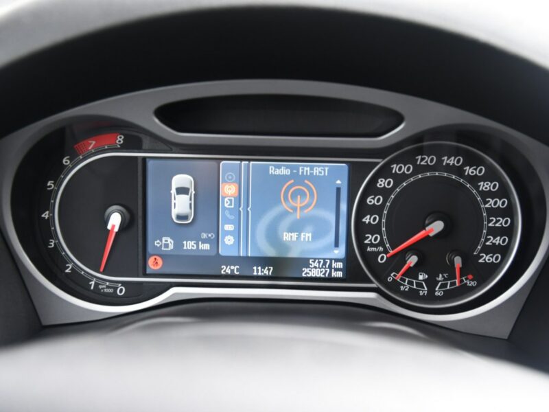 Ford Mondeo 2,0Benz. Dudki11 SerwisConvers+.Tempomat.Klimatr 2 str.el.szyby.OKAZJA Mk4 (2007-2014)