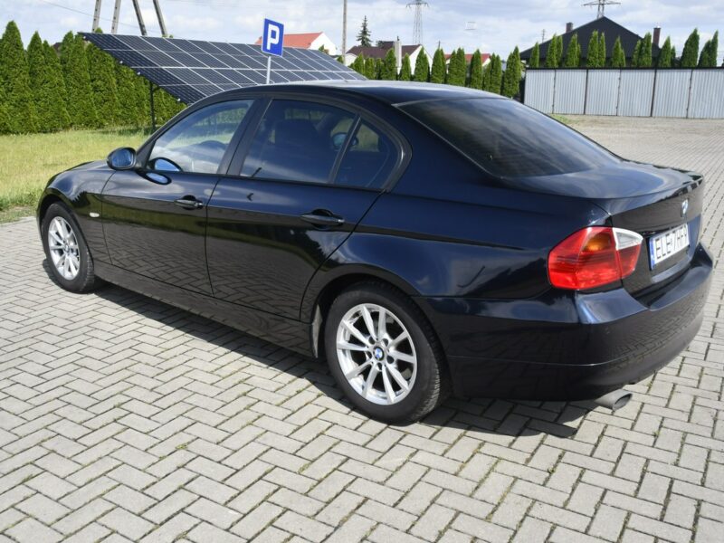 BMW 318 2,0benz Klimatr 2str. Podgrzew.Fotele.Parktronic,kredyt.OKAZJA E90 (2005-2012)