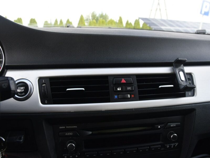 BMW 318 2,0benz Klimatr 2str. Podgrzew.Fotele.Parktronic,kredyt.OKAZJA E90 (2005-2012)