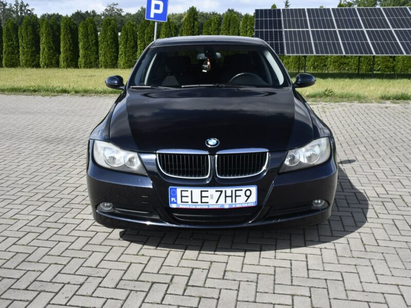 BMW 318 2,0benz Klimatr 2str. Podgrzew.Fotele.Parktronic,kredyt.OKAZJA E90 (2005-2012)