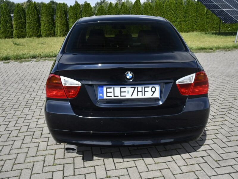 BMW 318 2,0benz Klimatr 2str. Podgrzew.Fotele.Parktronic,kredyt.OKAZJA E90 (2005-2012)