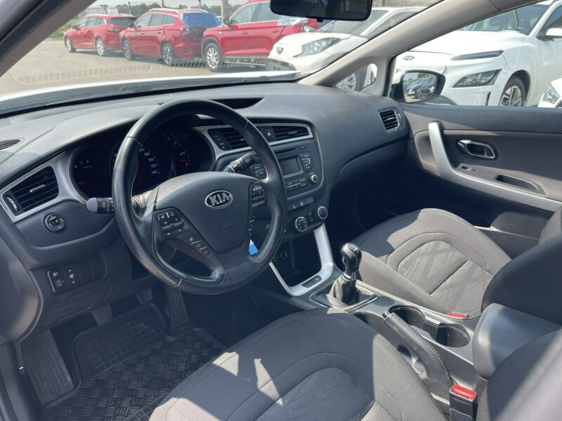 Kia Cee'd Klimatyzacja Czujniki parkowania Tempomat II (2012-)